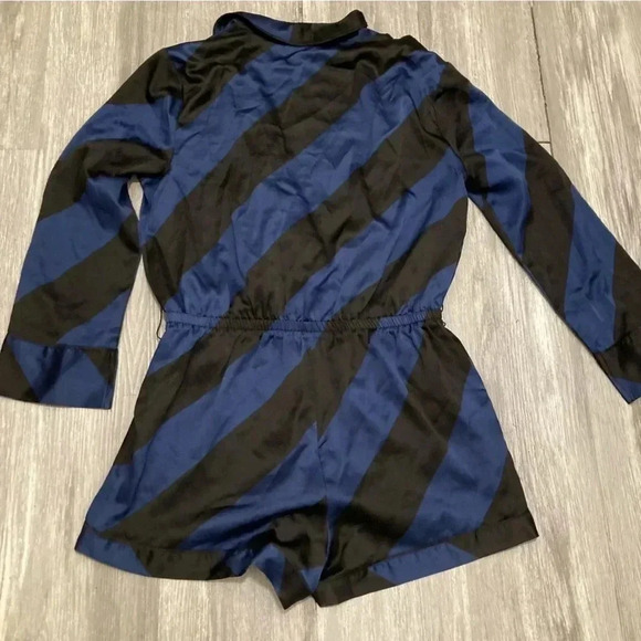 Victoria's Secret Romper Faux-wrap Satin jumper Pajama Sleep Outfit S - Picture 9 of 10